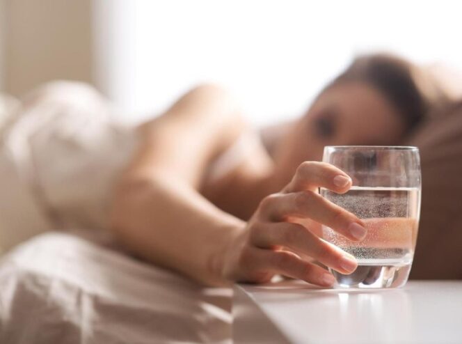 
					Manfaat Minum Air Putih Setelah Bangun Tidur bagi Tubuh