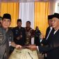 Wali Kota Lubuklinggau, H SN Prana Putra Sohe lantik RT  wilayah Kecamatan Lubuklinggau Timur II 