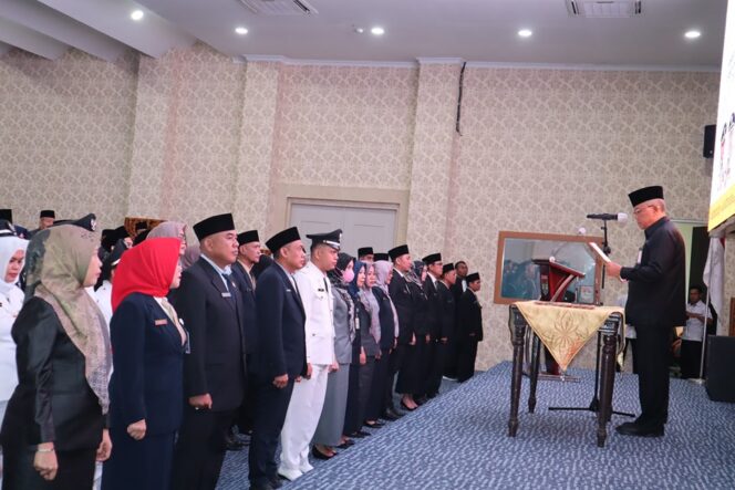 
					Wakil Walikota Lubuklinggau H Sulaiman Kohar saat melantik Sejumlah Pejabat Pemkot Lubuklinggau 