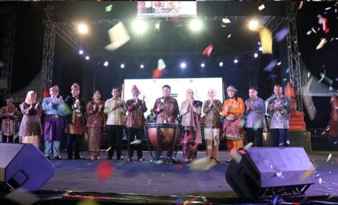 
					Pejabat Pemkot Lubuklinggau Hadiri Pembukaan Festival Sriwijaya XXXI