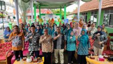  Wali Kota Lubuk Linggau, H Rachmat Hidayat melalui Plt Asisten II Bidang Ekonomi dan Pembangunan, H Heri Zulianta, menghadiri Penilaian Lomba Posyandu Berprestasi, Kader Berprestasi, dan Lomba Kelurahan Berperilaku Hidup Bersih dan Sehat (PHBS) tingkat Provinsi Sumatera Selatan. Kegiatan ini berlangsung di Puskesmas Pembantu ILP Taba Lestari, Kelurahan Taba Lestari, Kecamatan Lubuk Linggau Timur I, Kamis (14/8/2025).